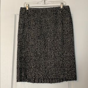 Tweed pencil skirt